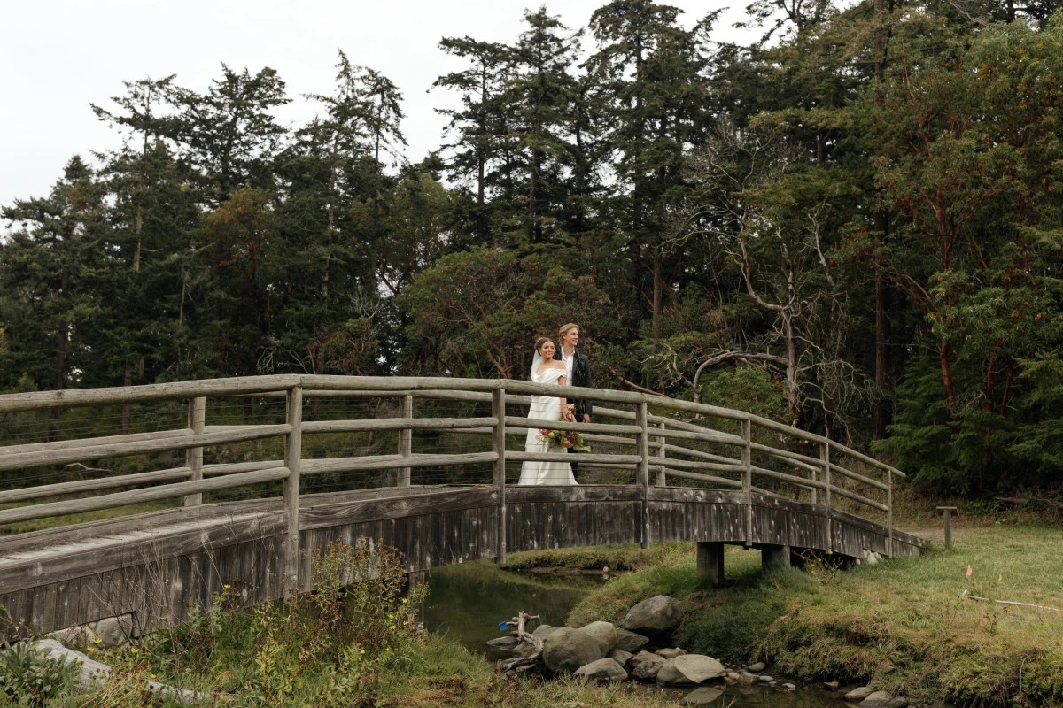A Woodland Wedding for Jordan and Kai