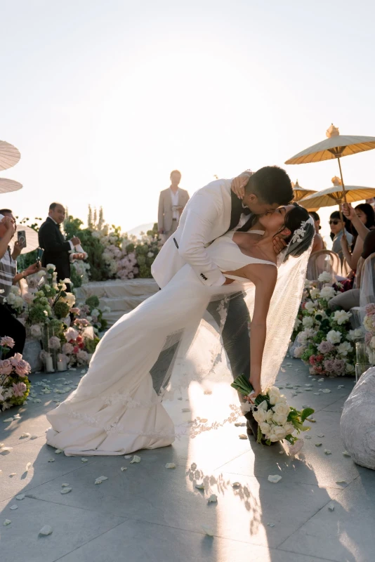 A Clifftop Wedding for Vanessa and Kevin