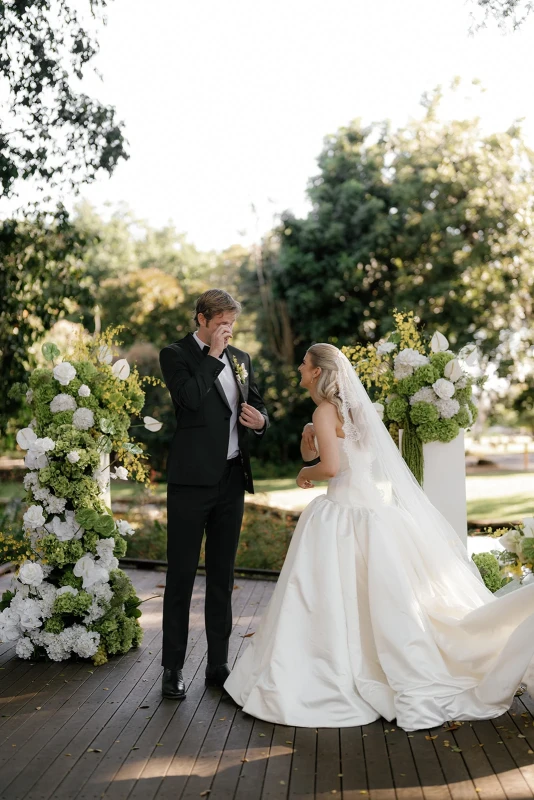 A Buttery Yellow Wedding for Laine and Rehn