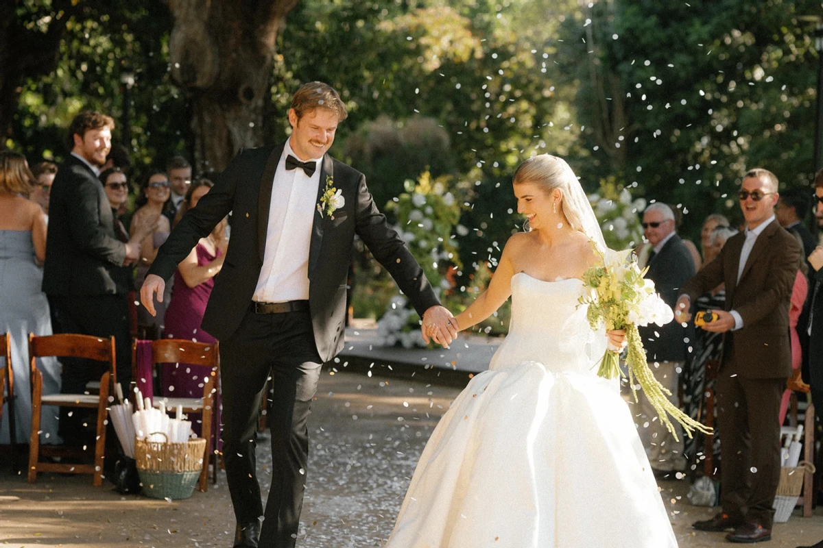 A Buttery Yellow Wedding for Laine and Rehn